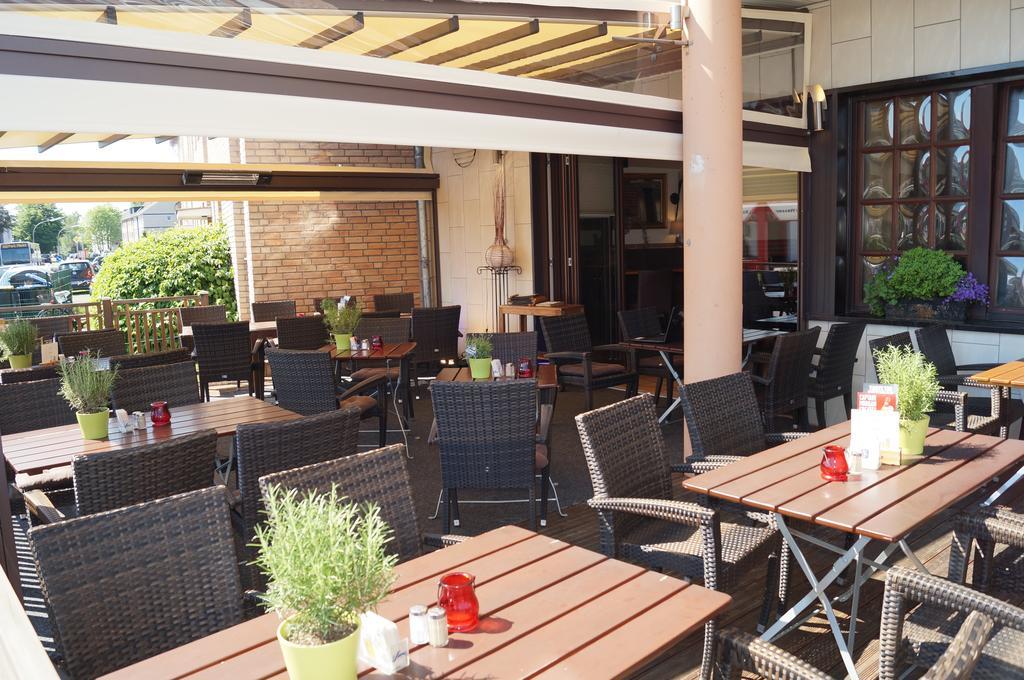 Akazienhof Hotel & Brauhaus Colónia Exterior foto